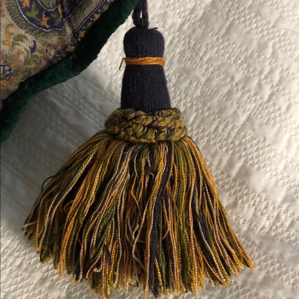 GREEN VELVET PILLOW WITH TASSELS & PAISLEY BORDER TRIM •
